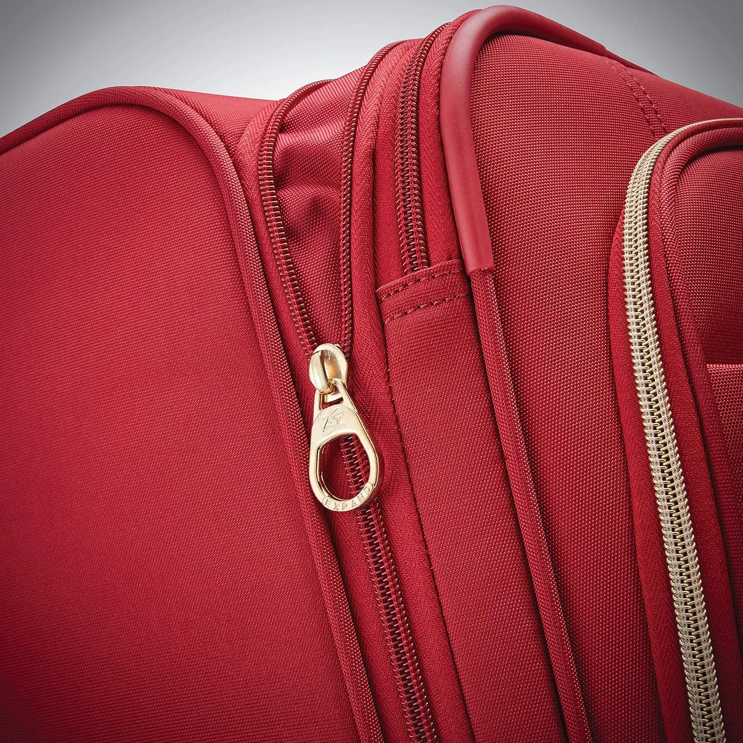 American Tourister Belle Voyage Softside Luggage with Spinner Wheels, Red, Checked-Medium 25-Inch