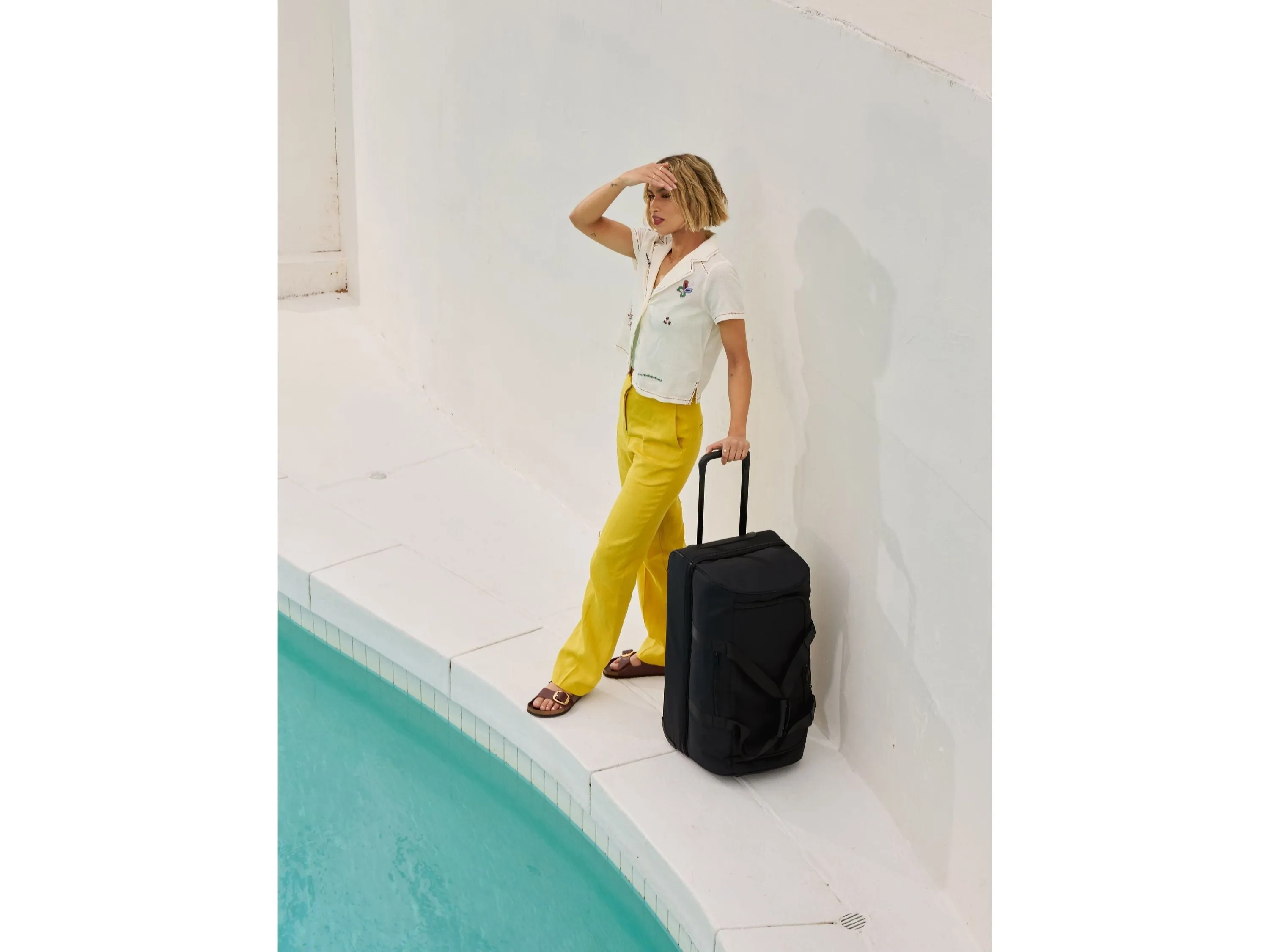 Calpak Stevyn Large Rolling Duffel