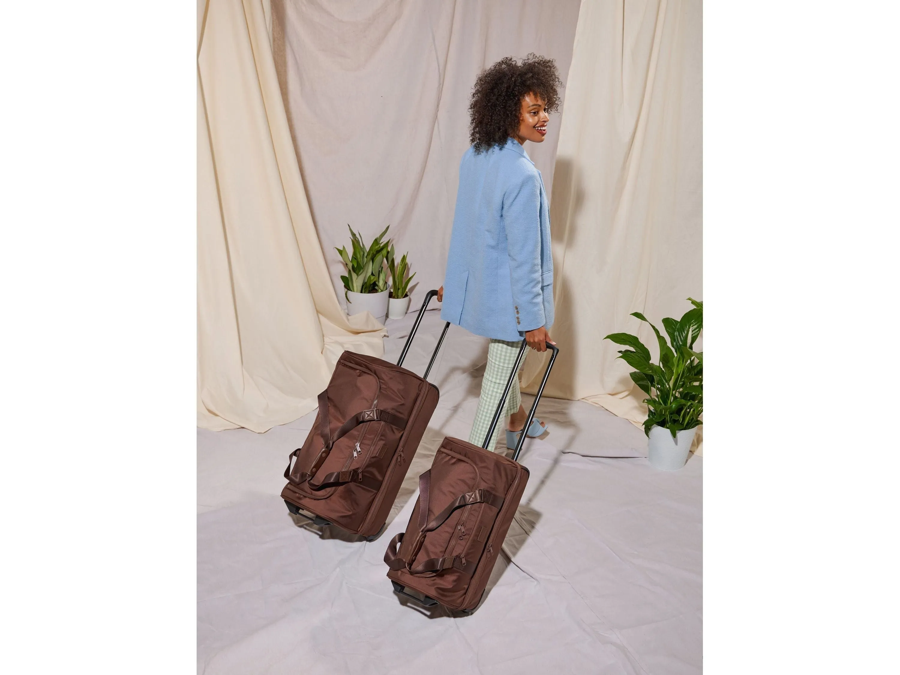 Calpak Stevyn Large Rolling Duffel