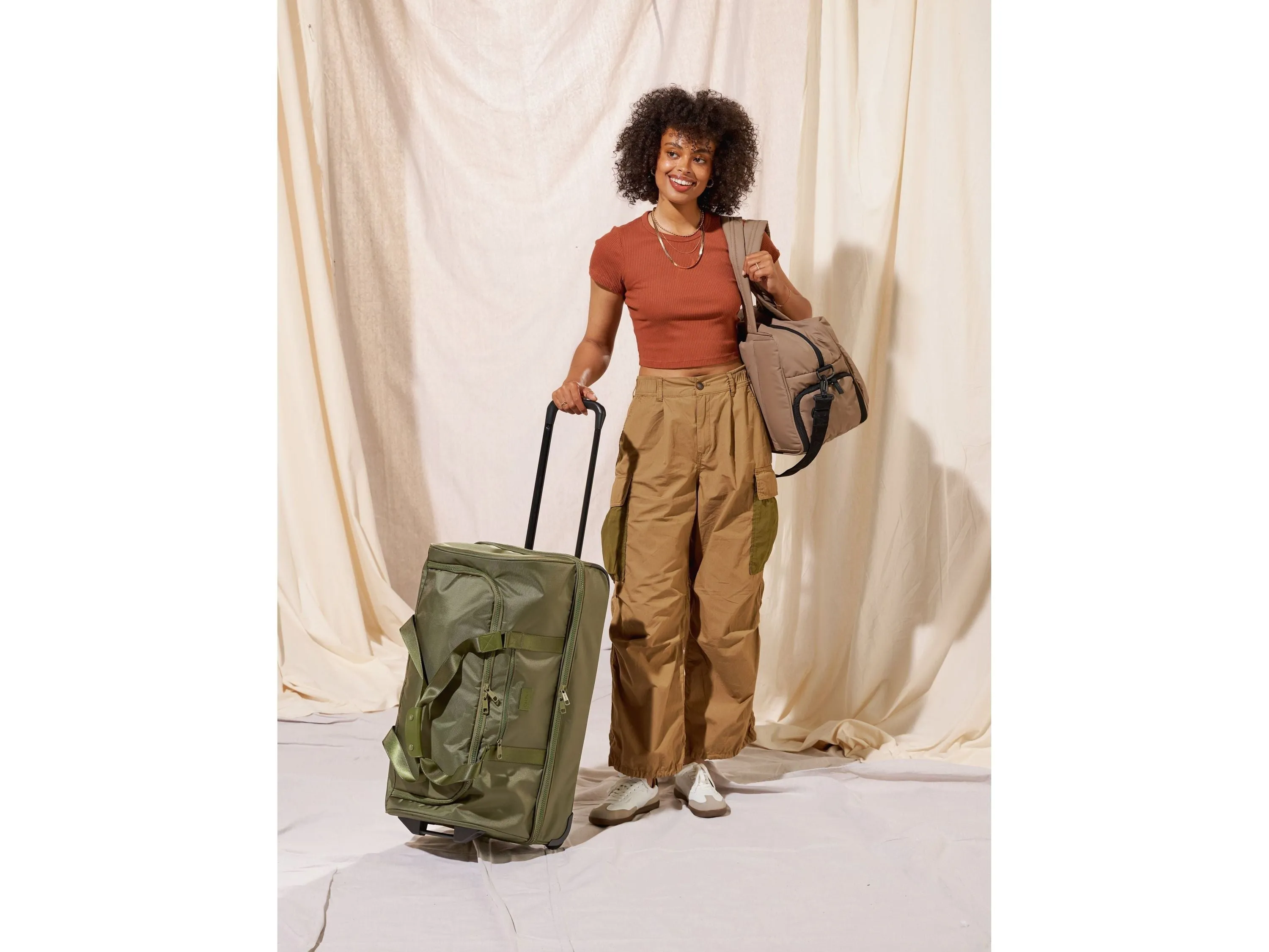 Calpak Stevyn Large Rolling Duffel