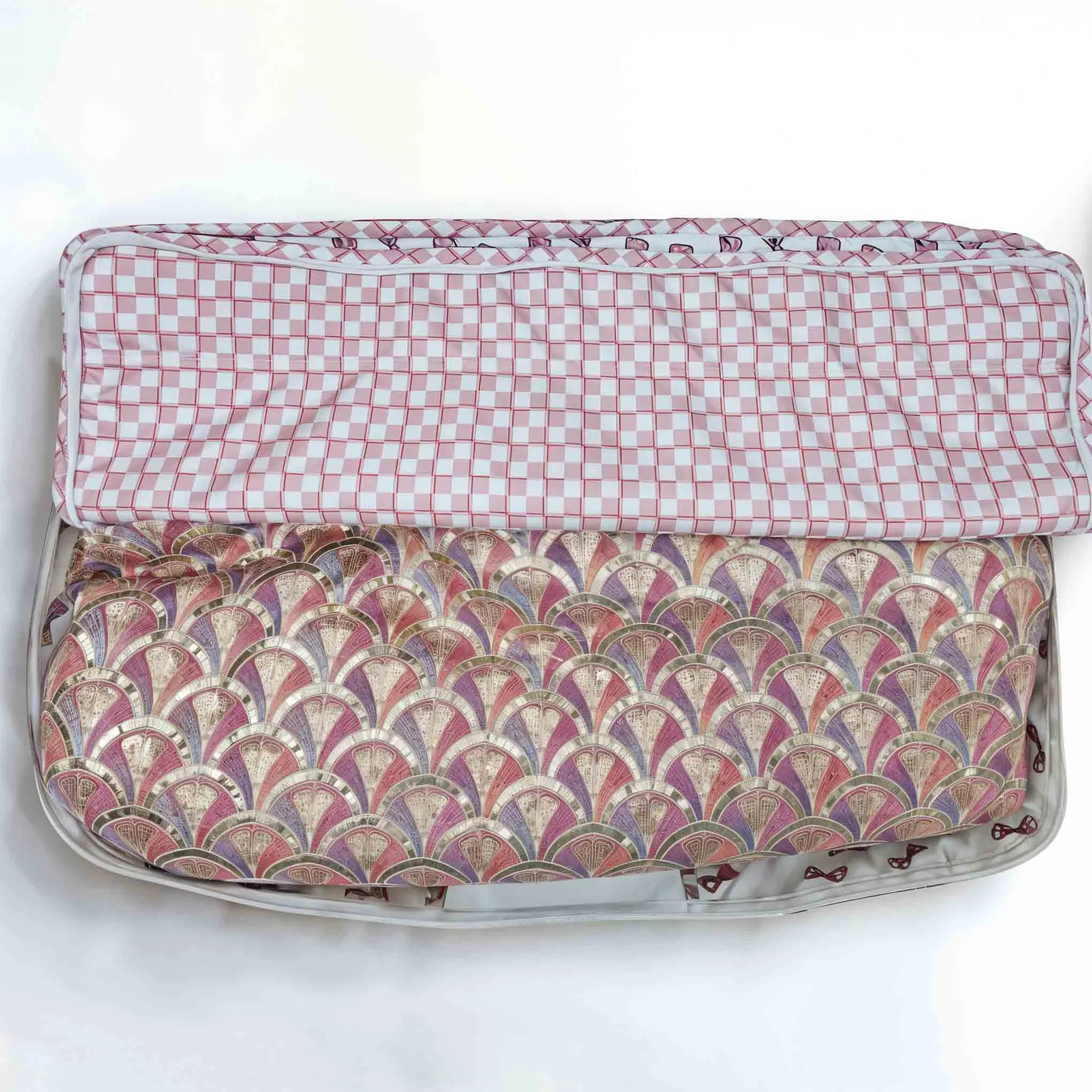 Classy Bow Print Grand Lehenga & Saree Organizer