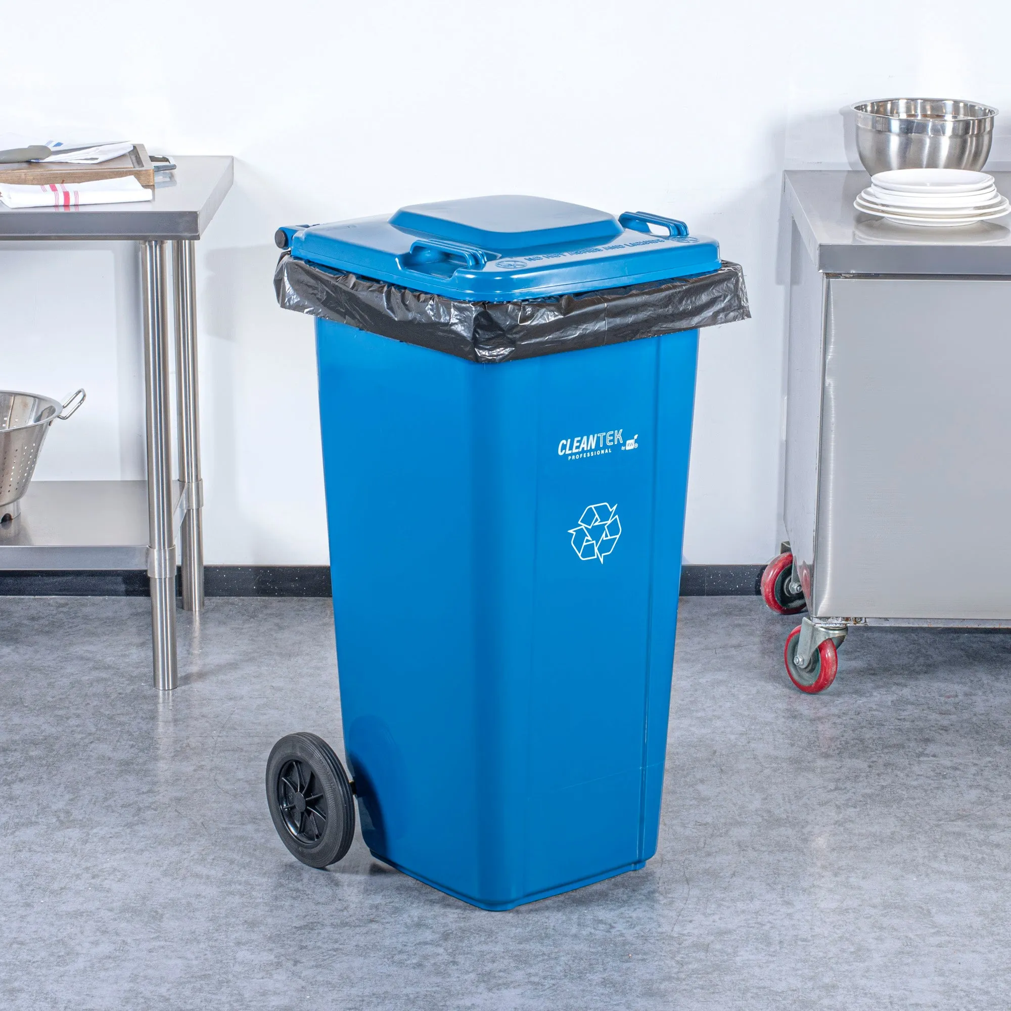 Clean Tek Professional 32 gal Rectangle Blue Plastic Wheeled Recycling Bin - with Lid - 22 1/2" x 19" x 37 1/2" - 1 count box