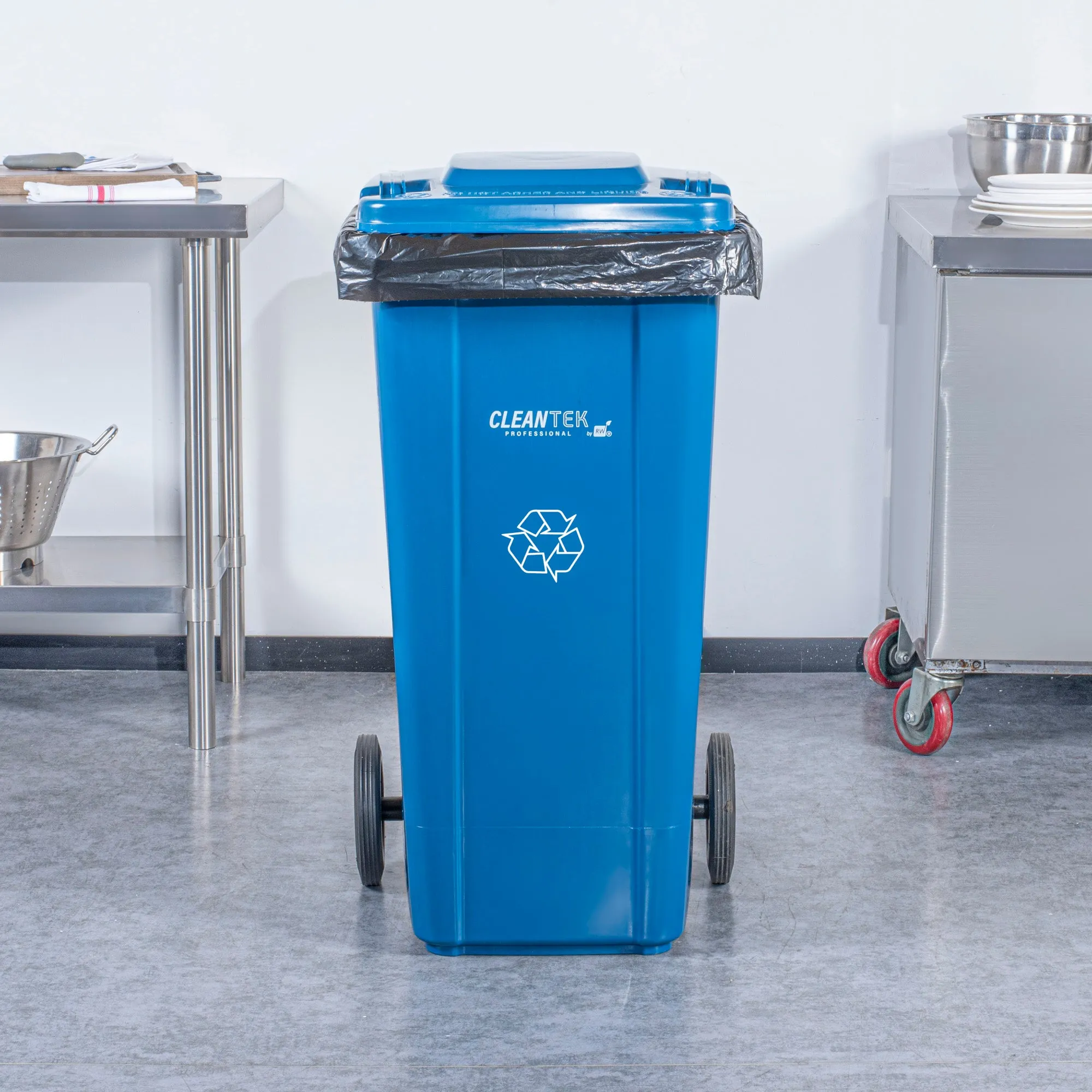Clean Tek Professional 32 gal Rectangle Blue Plastic Wheeled Recycling Bin - with Lid - 22 1/2" x 19" x 37 1/2" - 1 count box
