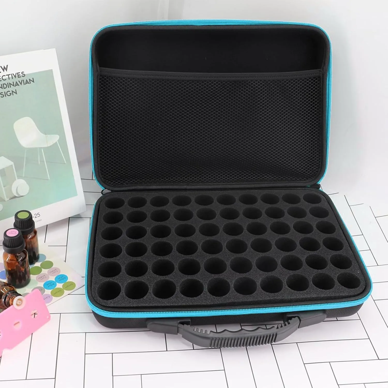 Essential Oil Storage Organizer,60 Bottle EVA Essential Oil Case Essential Oils Box,Essential Oil Storage Carrying Case Holds 5ml- 15ml For Doterra & Young Living,Come with Labels & Bottle (Blue)