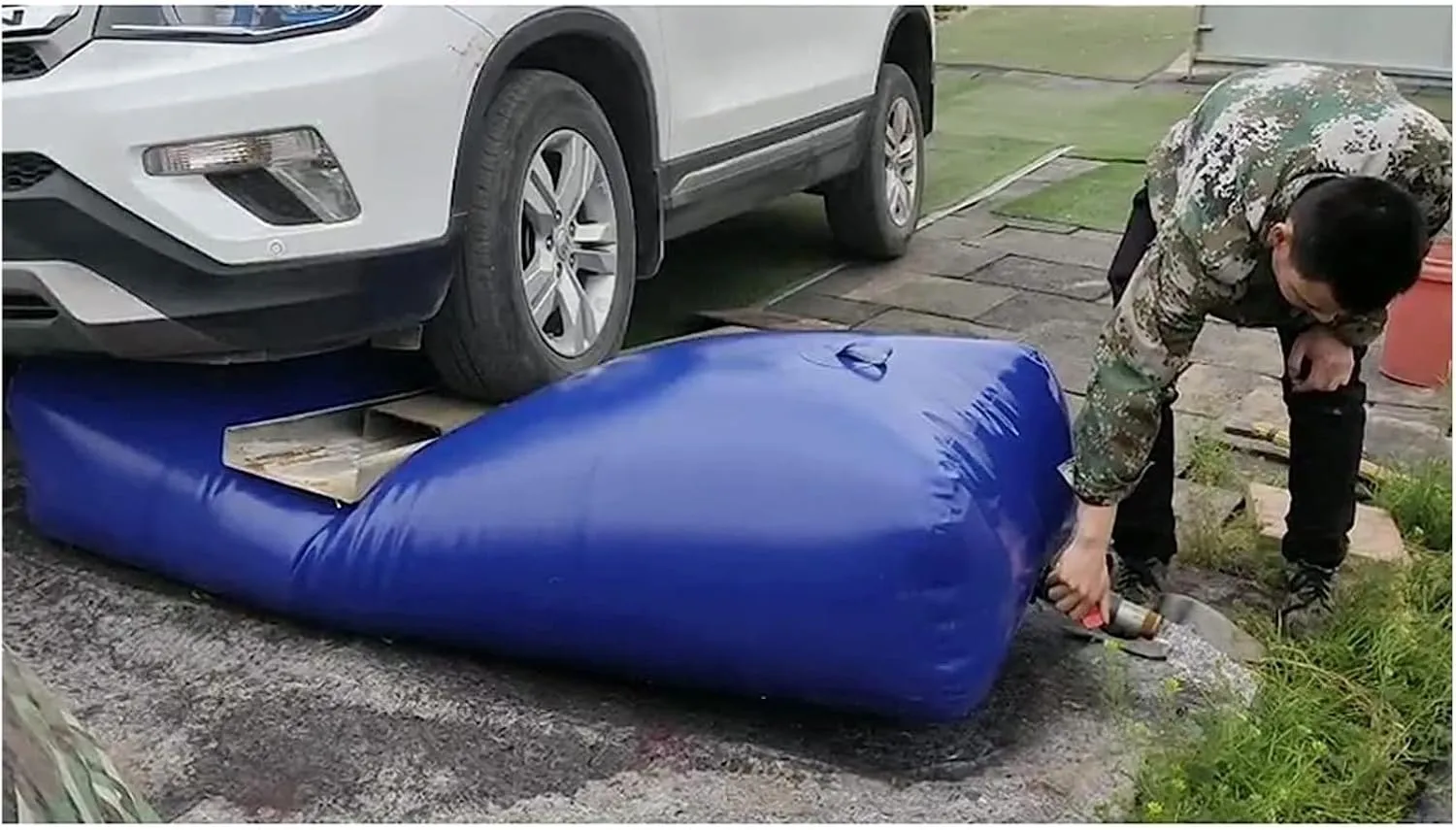 Foldable Water Jerry Can Collapsible Water Container, Bucket Transport Water Storage Bag, Portable Outdoor Leakproof PVC Plant Irrigation Equipment, Customizable (