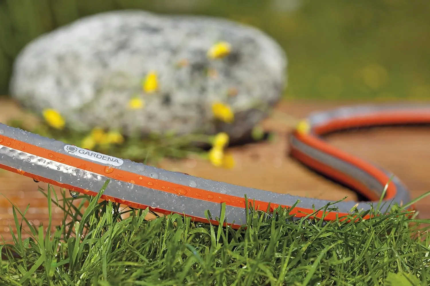 GARDENA (39100) 100 Foot 5/8" Heavy-Duty Quick Connect Hose, Heavy-Duty 5-Ply Design, Includes Quick Connectors and Adadpters, Kink-Resistant