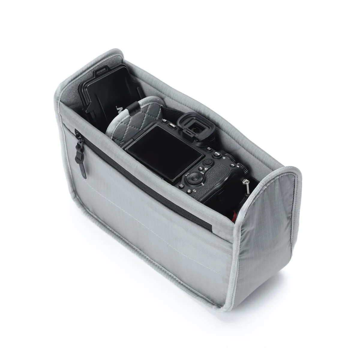 GRIP-SLING 9 CAMERA INSERT - SILVER MATTE (SOLD OUT - RESTOCKS MAY)