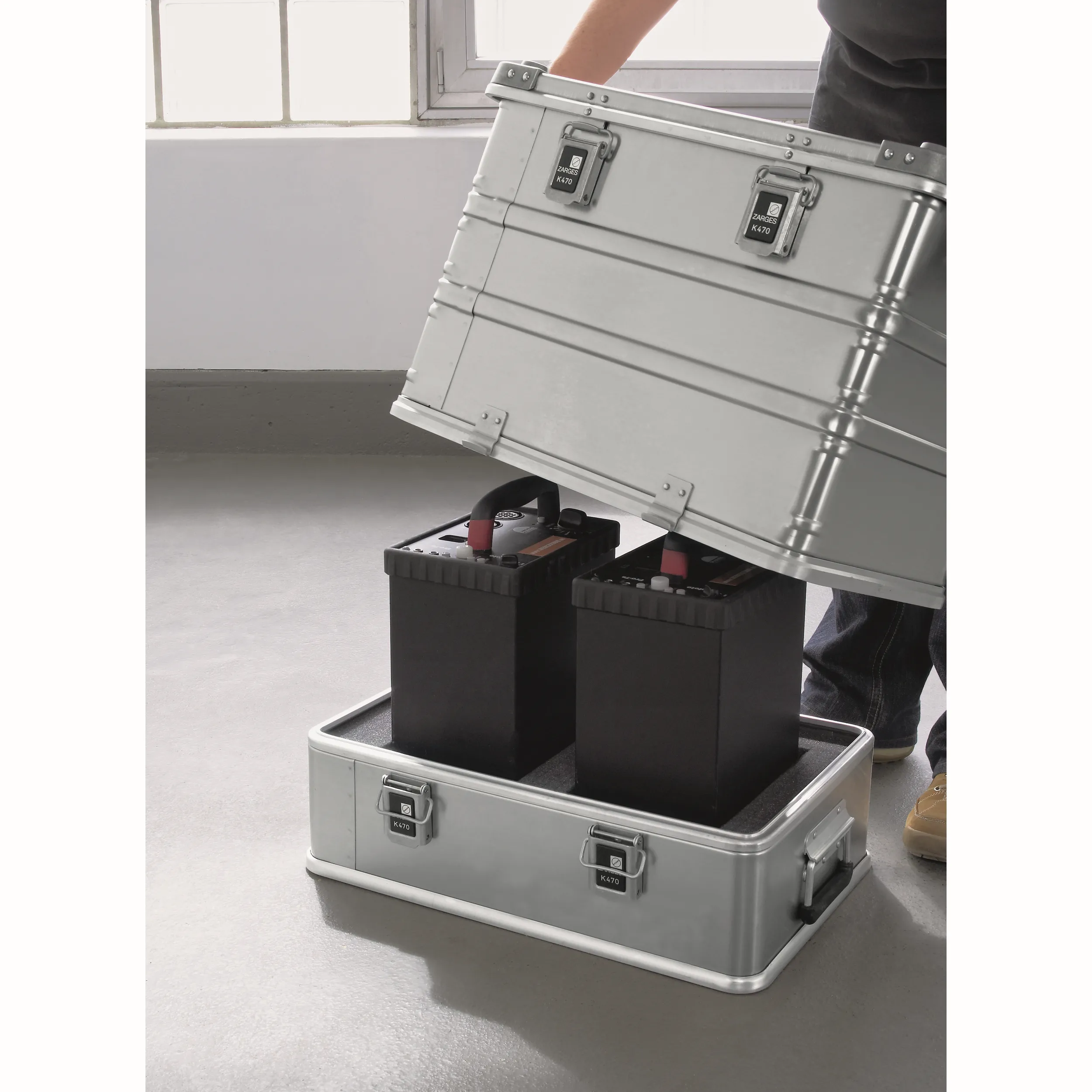 K470-Plus Hood Case 6102427 (units 40500, 40502)