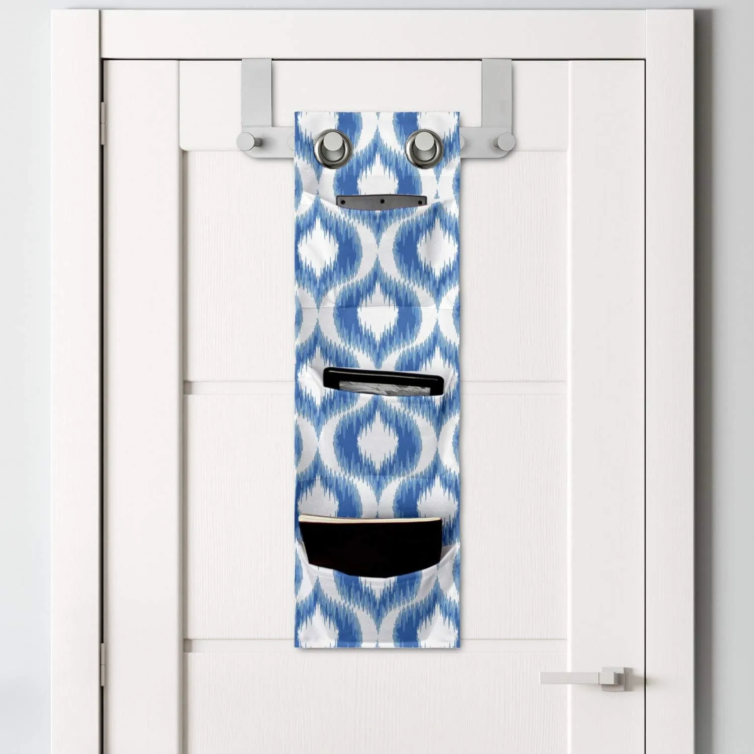 Lunarable Ikat Hanging Pocket Organizer, Damask Inspired Ikat Style Pattern Vintage Mesh Design Motifs and Shapes Print, Printed Polyester Storage Bag with Pockets, 9" x 27", Blue White