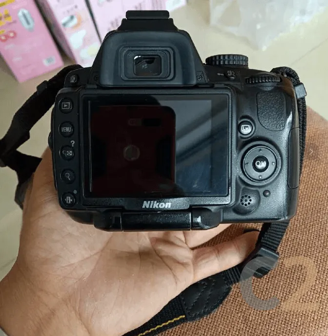 Nikon D5000 DSLR Camera Kit (18-55mm) - Beginner-Friendly, 95% Like New, Perfect for Home Use