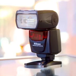 Nikon SB-700