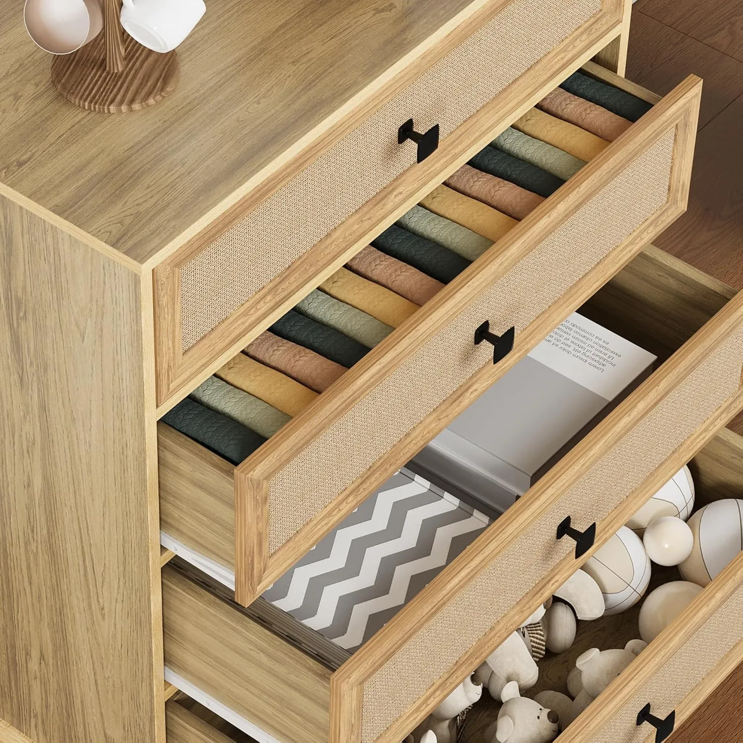 ORRD 4 Drawer Dresser for Bedroom, Mid Century Modern Wide Wood Rustic Chest of Drawers Wooden Storage Organizer Dressers with Burlap Rattan Drawers for Living Room, Hallway Closet, Entryway, Natural