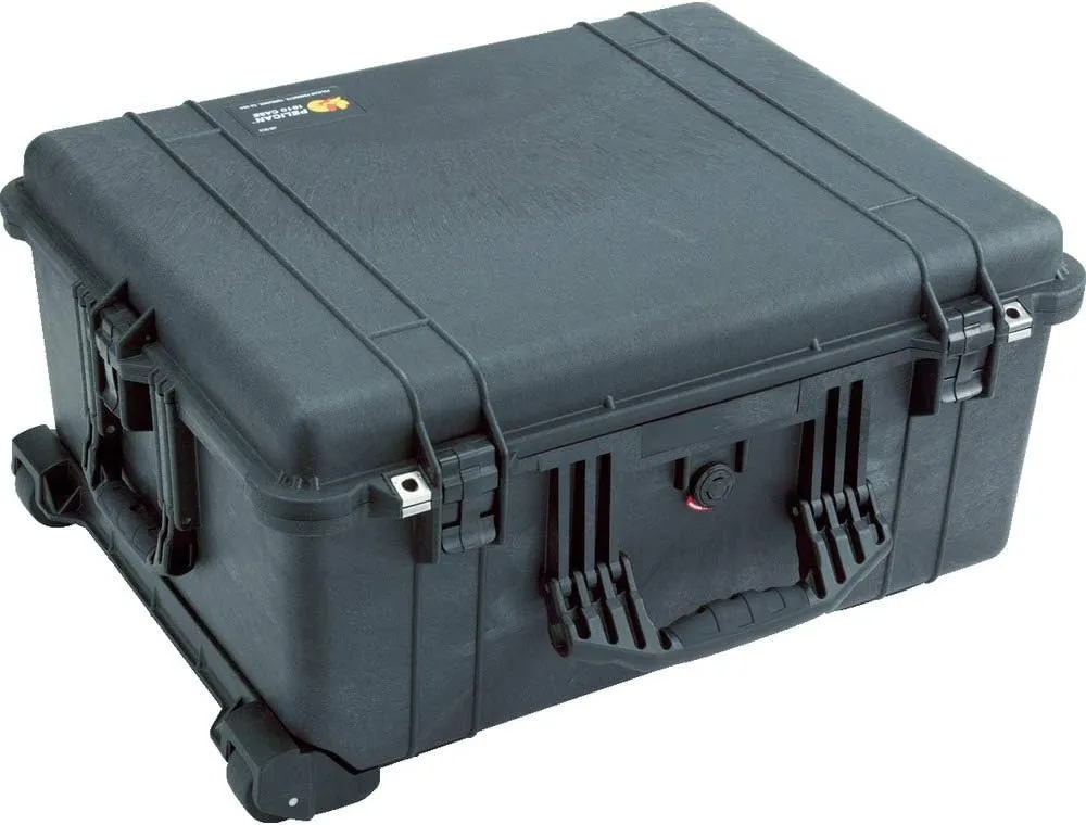Pelican 1610 Case With Foam (Black), Model:1610-020-110