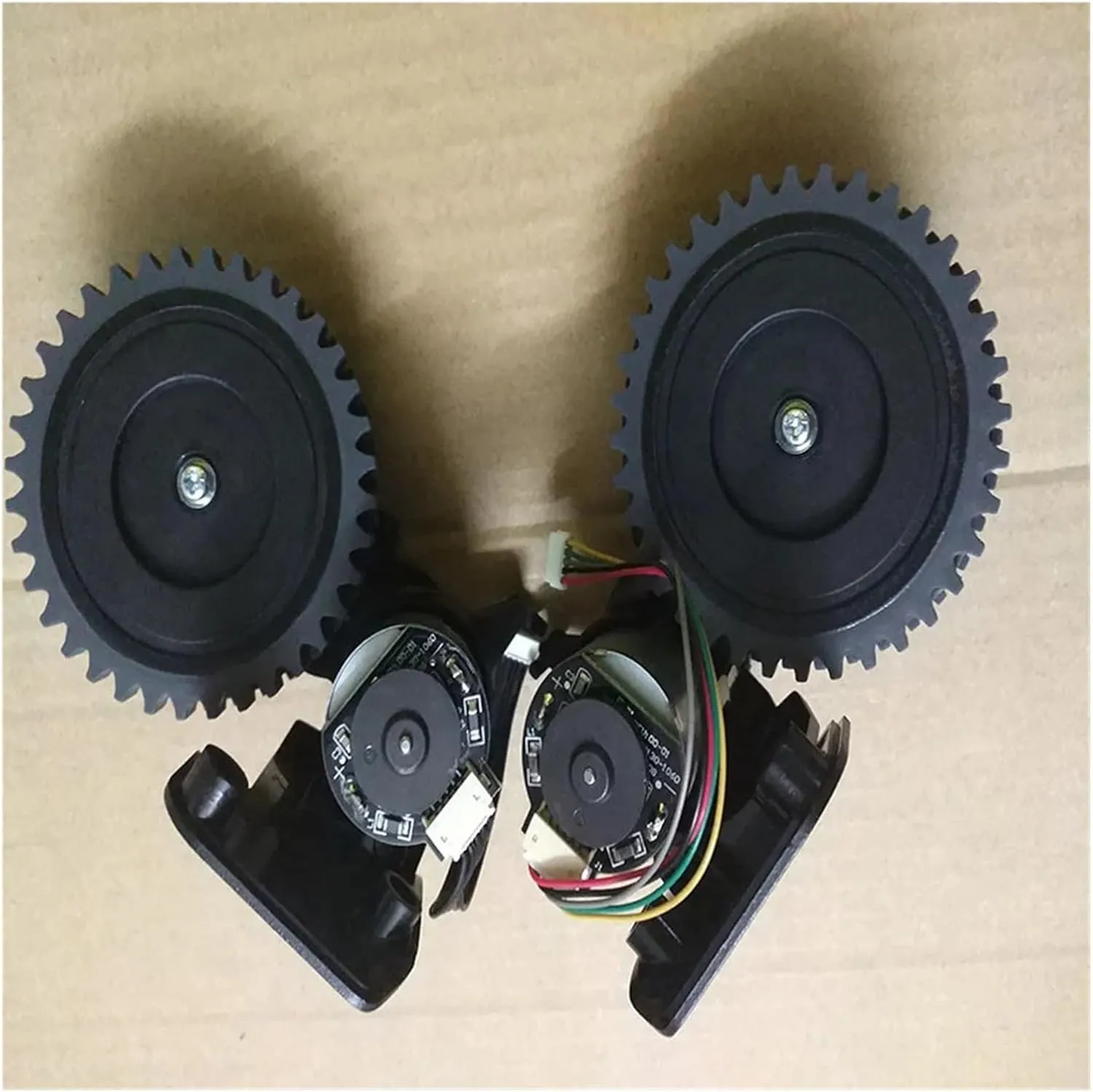 Robot Vacuum Cleaner Parts Wheeled Engine, Compatibie for AMIBOT Spirit X430, Wheeled Motor(L and R)