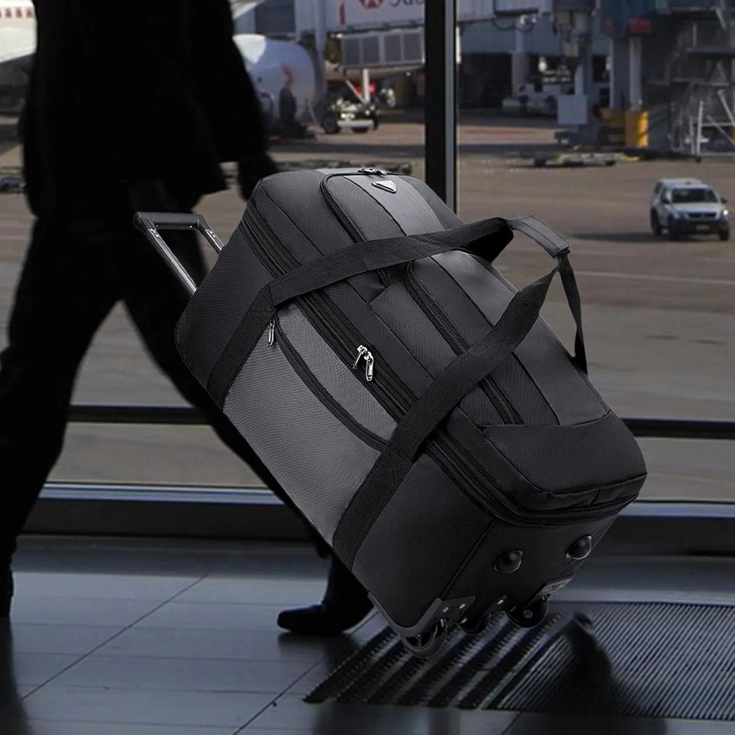 Rolling Travel Bag with Wheels for Business and Leisure
