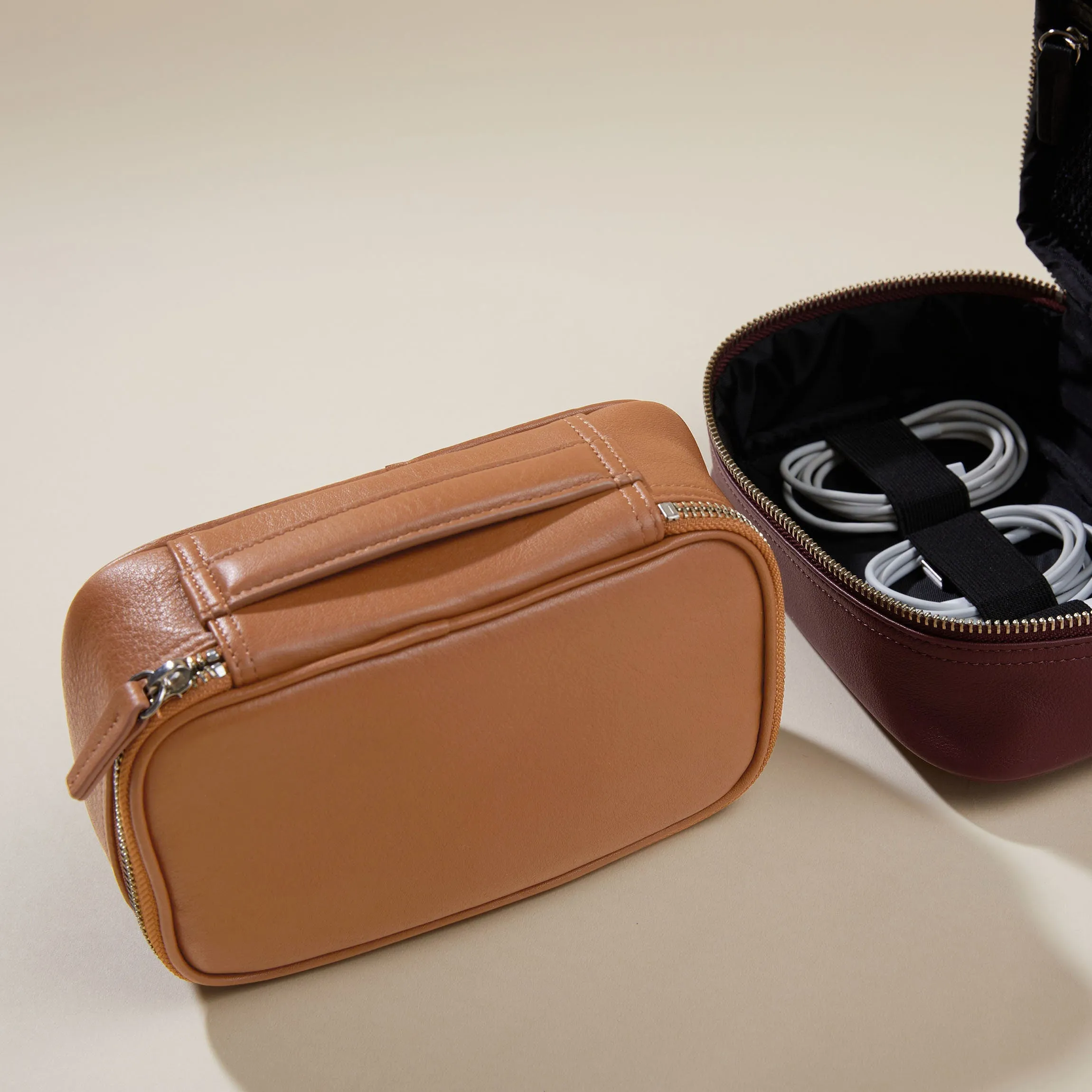 Small Tech Bag Organizer Cognac