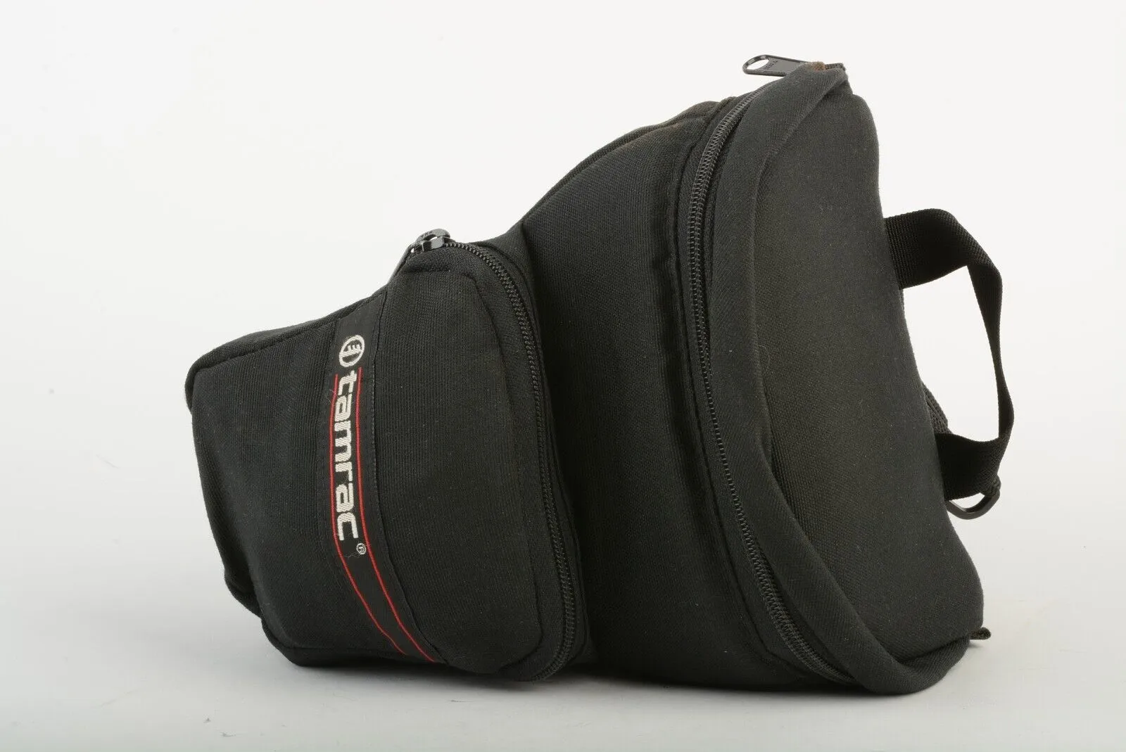 Sony DSLR-A330 A330 10.2MP DSLR w/18-55mm zoom, 2Batts, charger, protector   case
