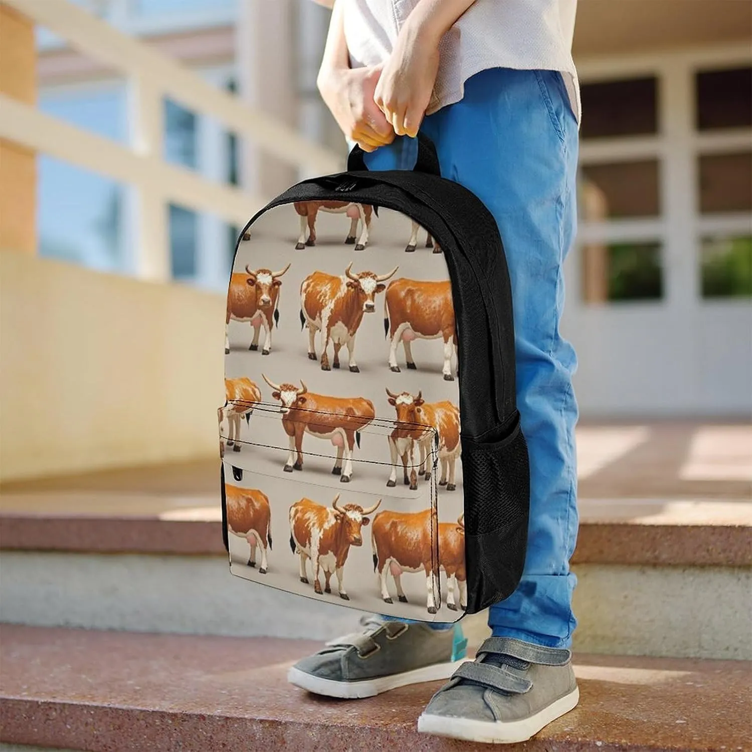 Supdreamc Polyester Daypack Backpack for Trekking Picnic Walking Cycling - Large Capacity Anti-Theft Multipurpose Shoulder Bag, Cute Cattle Art Casual Daypack