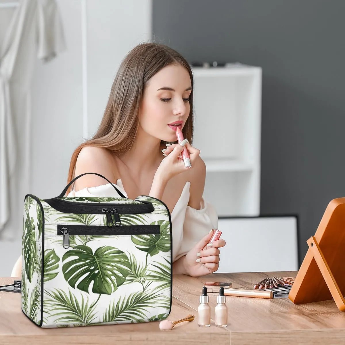 Tropical Plant Palm Leaves Travel Toiletry Bag for Men and Women, Large Hanging Makeup Bag Organizer Toiletries Bag for Travel, Cosmetic Bag with Handle