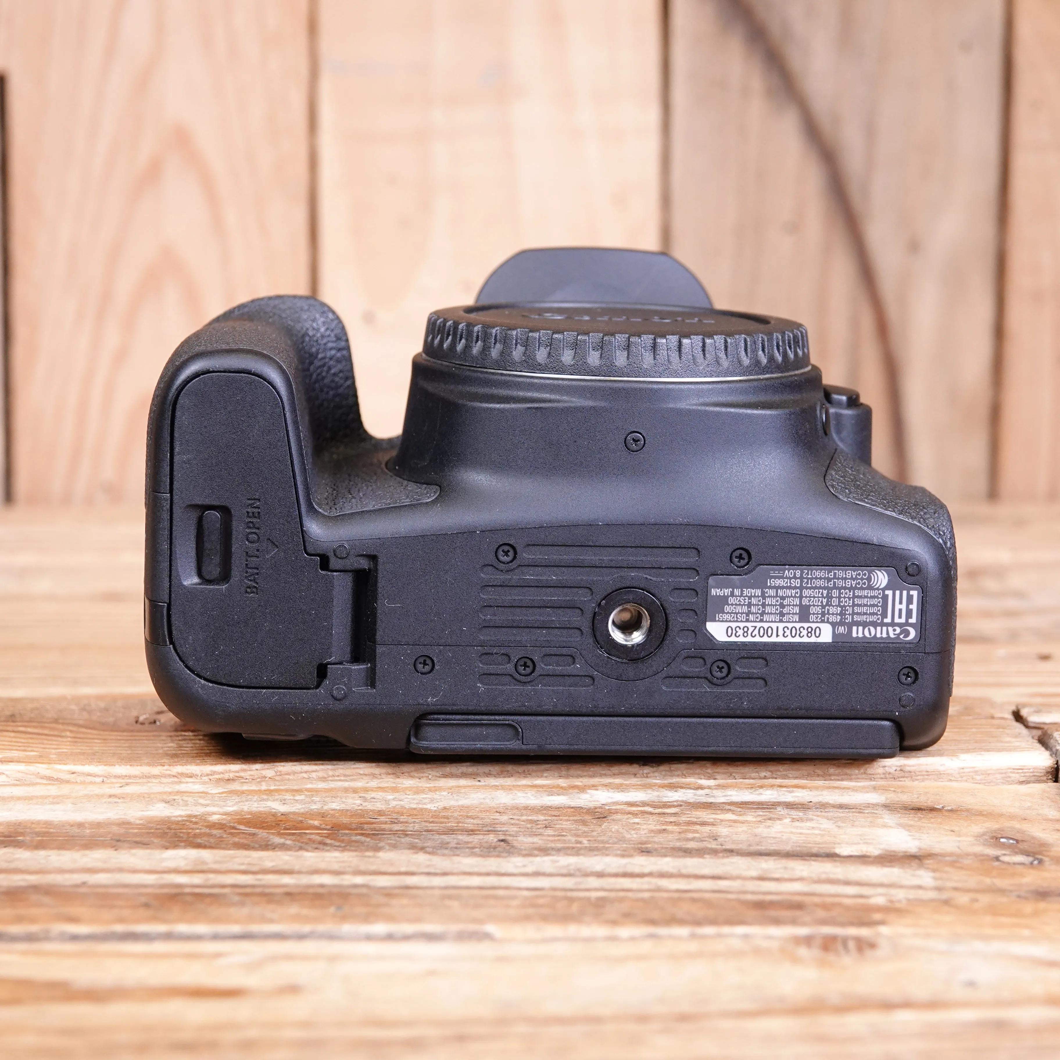 Used Canon EOS 77D Digital SLR Camera Body