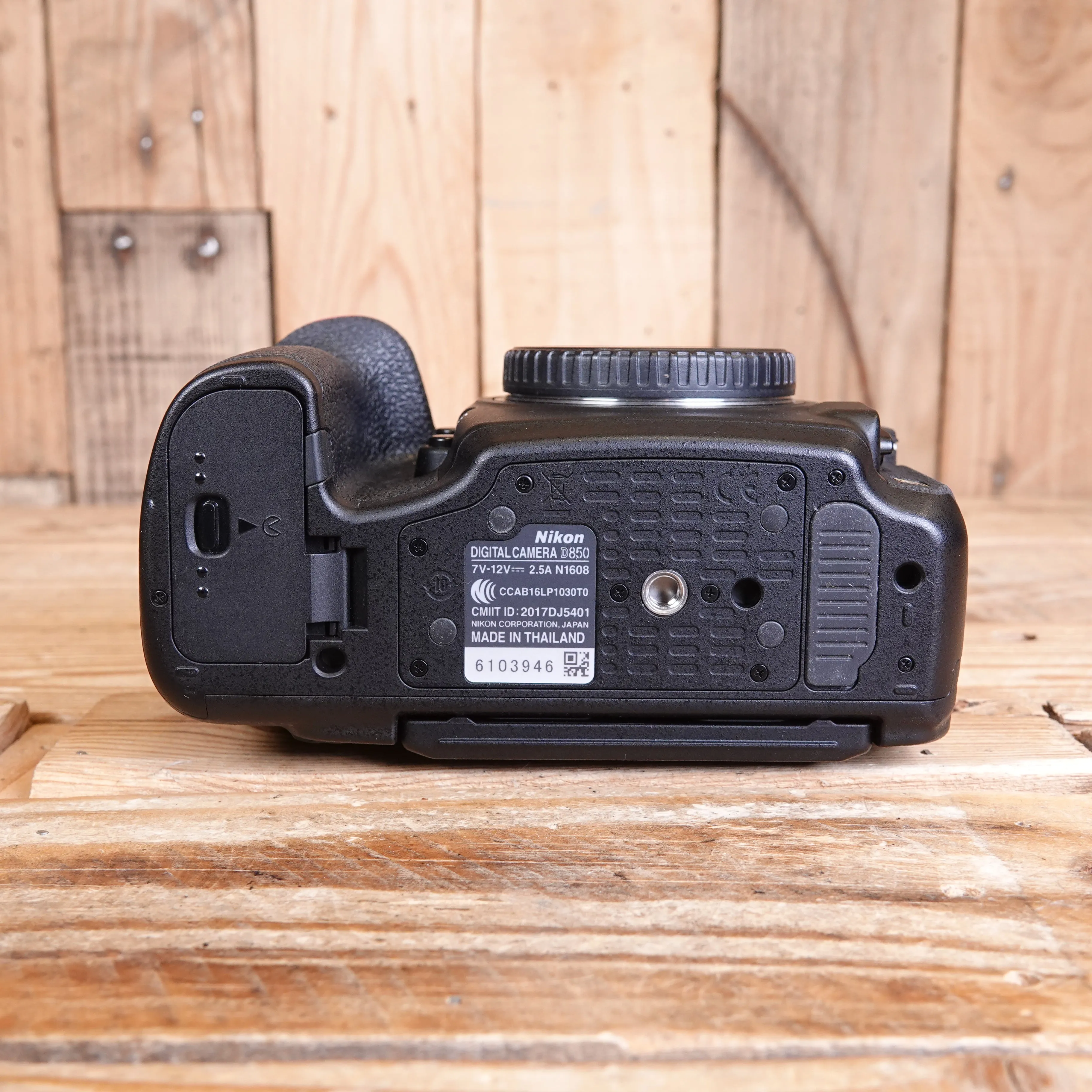 Used Nikon D850 DSLR Camera Body