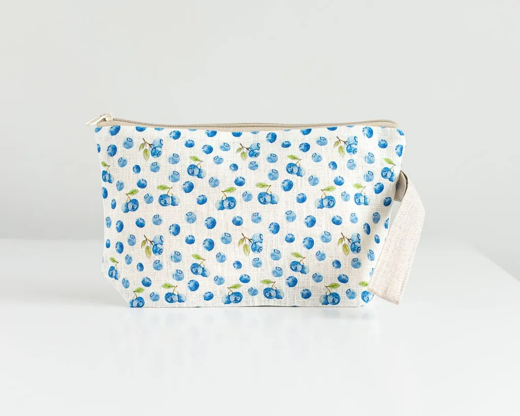 Wristlet pouch with blueberries print fabric Natural linen