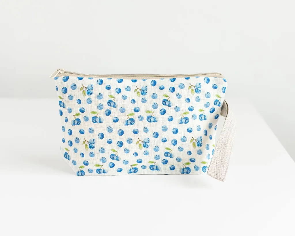 Wristlet pouch with blueberries print fabric Natural linen