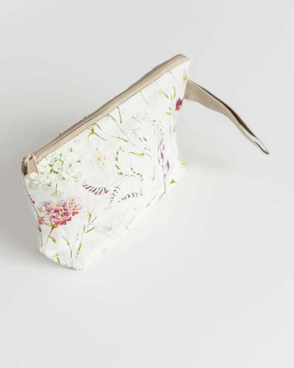 Wristlet pouch with Meadow print fabric